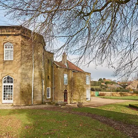 Silton Hall - Grade Ii Hall & Swimming Pool *