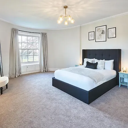 Дом отдыха Silton Hall - Grade Ii Hall & Swimming Pool