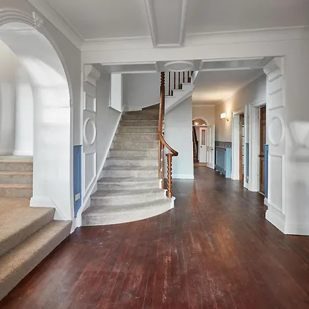 Silton Hall - Grade Ii Hall & Swimming Pool *