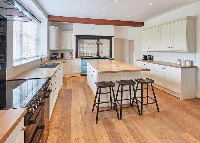 Silton Hall - Grade Ii Hall & Swimming Pool Hébergement de vacances Nether Silton