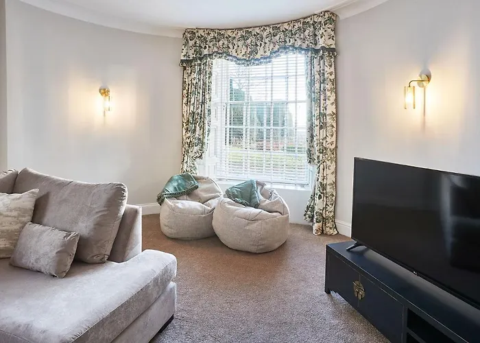 Silton Hall - Grade Ii Hall & Swimming Pool Hébergement de vacances Nether Silton