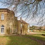 Silton Hall - Grade Ii Hall & Swimming Pool *