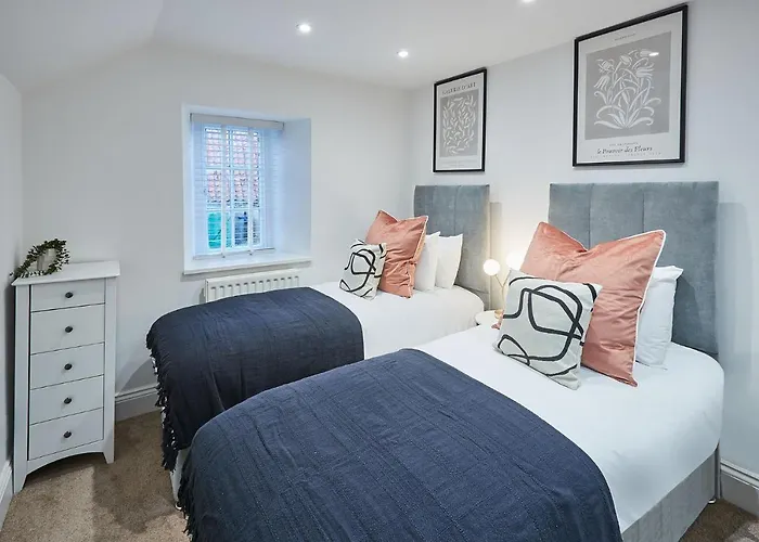 Silton Hall - Grade Ii Hall & Swimming Pool Semesterbostad *